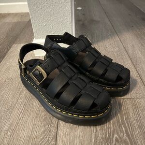 Dr Marten Fisherman Sandals